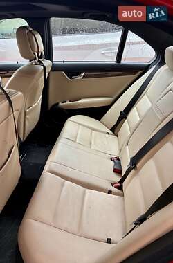 Седан Mercedes-Benz C-Class 2007 в 