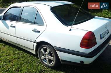 Седан Mercedes-Benz C-Class 1995 в 