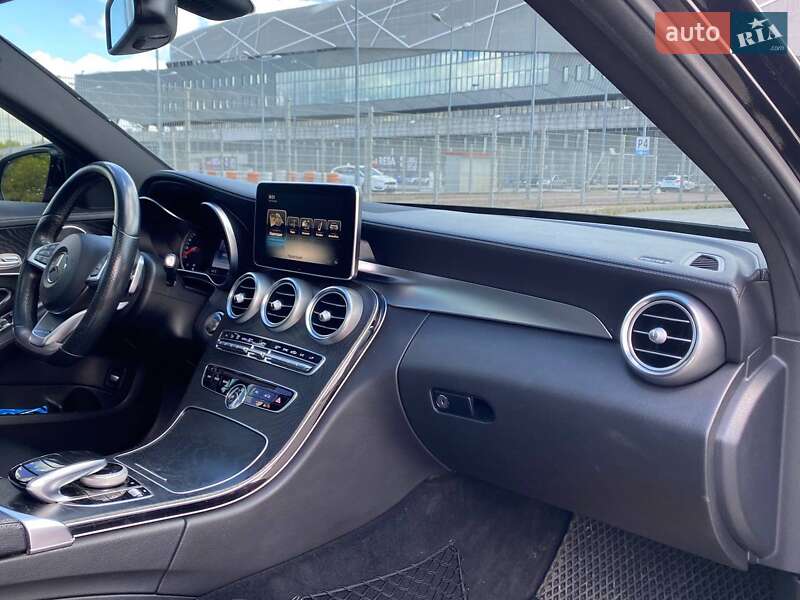 Седан Mercedes-Benz C-Class 2016 в Львові