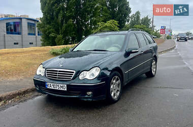 Универсал Mercedes-Benz C-Class 2005 в Киеве