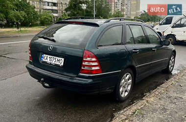 Универсал Mercedes-Benz C-Class 2005 в Киеве