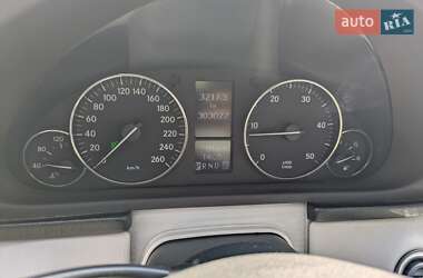 Купе Mercedes-Benz C-Class 2005 в 