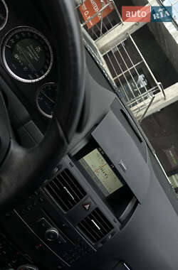 Седан Mercedes-Benz C-Class 2011 в 