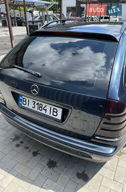Универсал Mercedes-Benz C-Class 2004 в 