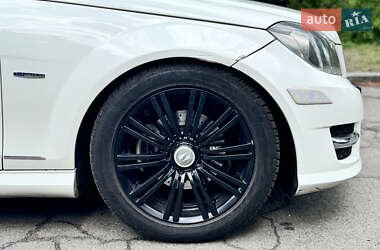 Седан Mercedes-Benz C-Class 2012 в 