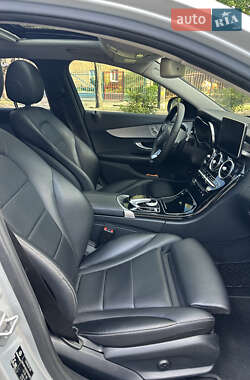Седан Mercedes-Benz C-Class 2017 в 