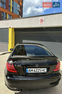 Купе Mercedes-Benz C-Class 2001 в 