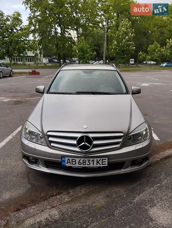 Mercedes-Benz C-Class 2009