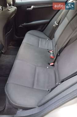 Универсал Mercedes-Benz C-Class 2009 в 