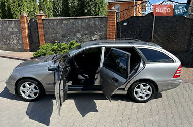 Универсал Mercedes-Benz C-Class 2004 в 