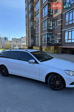 Универсал Mercedes-Benz C-Class 2012 в 