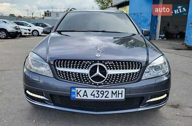 Универсал Mercedes-Benz C-Class 2010 в 