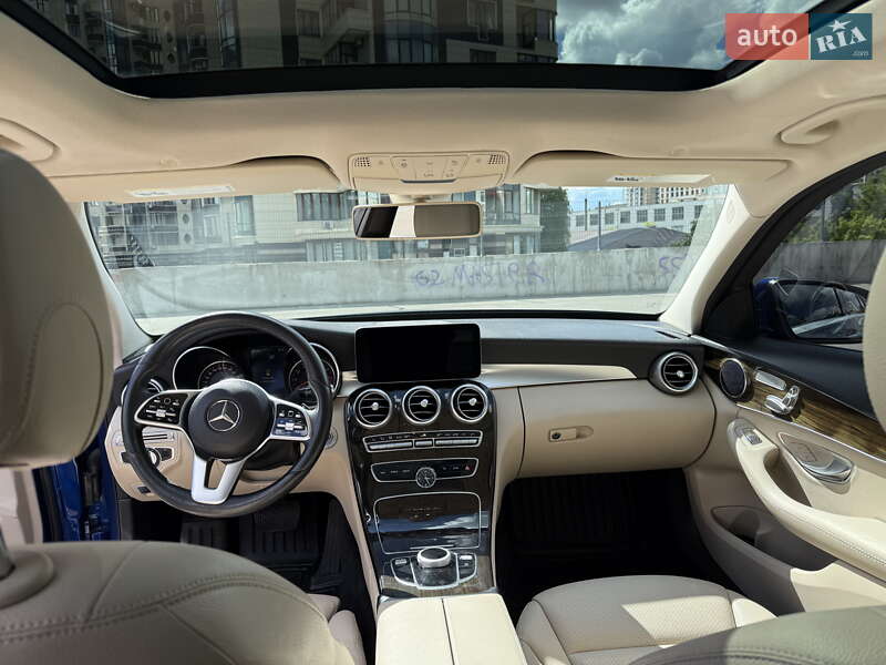 Седан Mercedes-Benz C-Class 2018 в Киеве