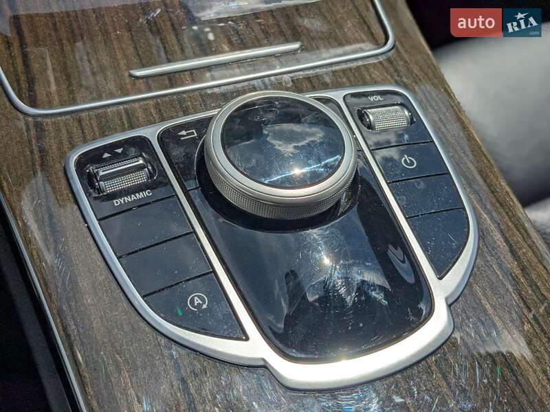 Седан Mercedes-Benz C-Class 2017 в Киеве