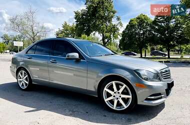 Седан Mercedes-Benz C-Class 2013 в Киеве
