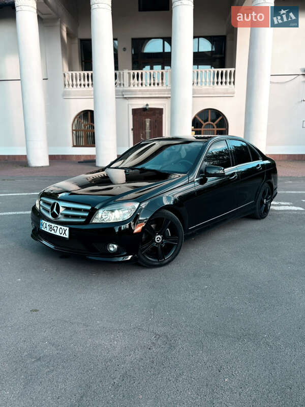Mercedes-Benz C-Class 2010