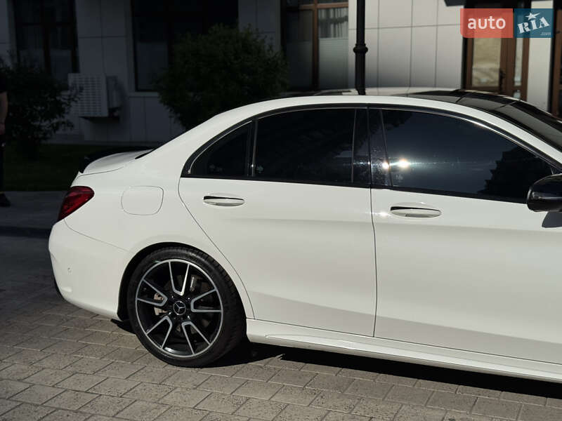 Седан Mercedes-Benz C-Class 2016 в Киеве