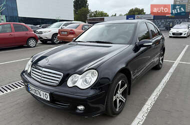 Седан Mercedes-Benz C-Class 2006 в 