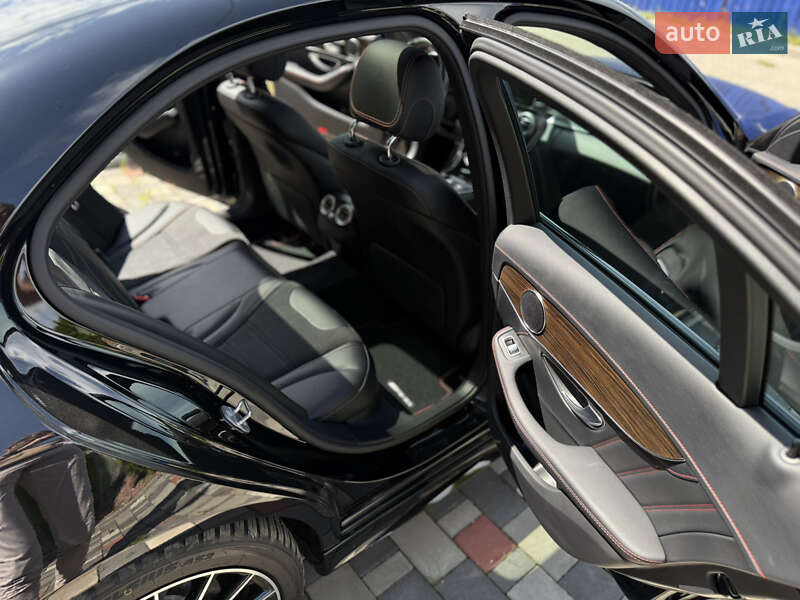 Седан Mercedes-Benz C-Class 2018 в Луцке