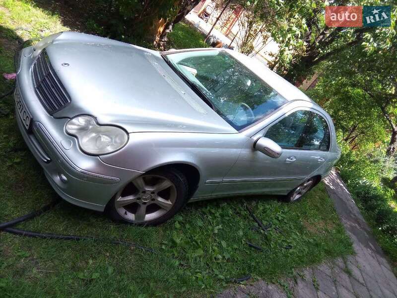 Mercedes-Benz C-Class 2006
