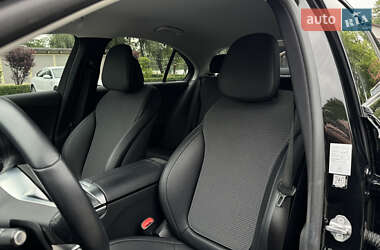 Седан Mercedes-Benz C-Class 2022 в 