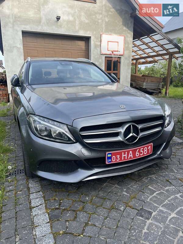 Універсал Mercedes-Benz C-Class 2017 в Стрию