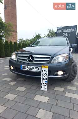 Седан Mercedes-Benz C-Class 2010 в Бучаче