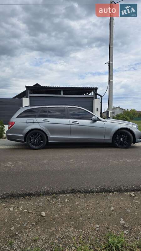 Универсал Mercedes-Benz C-Class 2014 в Одессе