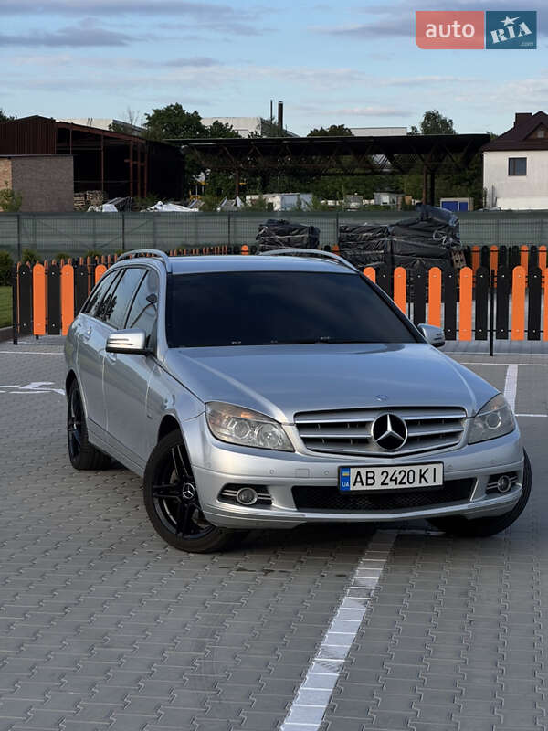 Mercedes-Benz C-Class 2009