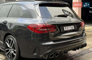 Універсал Mercedes-Benz C-Class 2019 в 