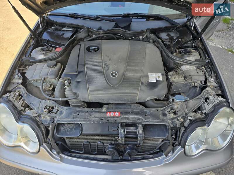 Седан Mercedes-Benz C-Class 2005 в Калинівці