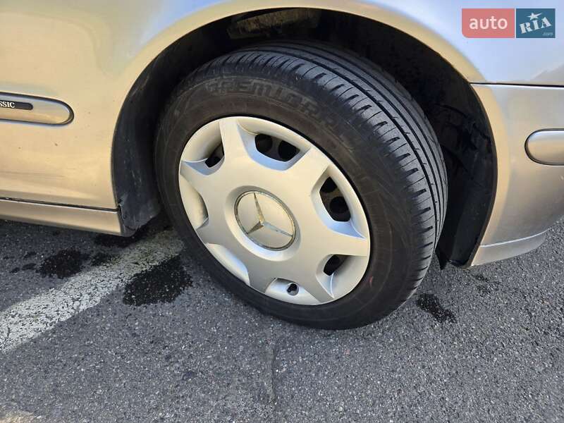 Седан Mercedes-Benz C-Class 2005 в Калинівці
