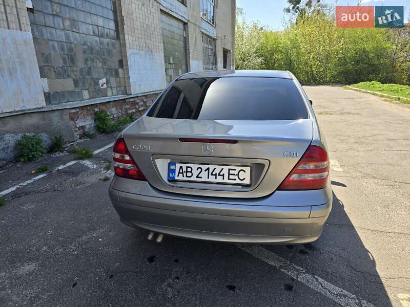 Седан Mercedes-Benz C-Class 2005 в Калинівці