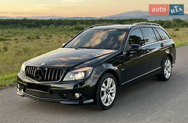 Універсал Mercedes-Benz C-Class 2010 в 