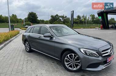 Універсал Mercedes-Benz C-Class 2017 в 
