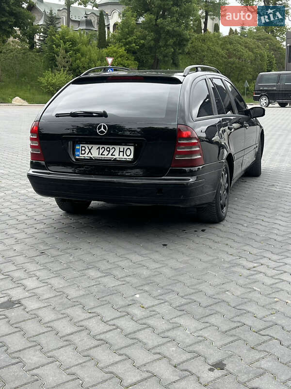 Универсал Mercedes-Benz C-Class 2002 в Зборове