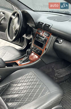 Універсал Mercedes-Benz C-Class 2002 в 