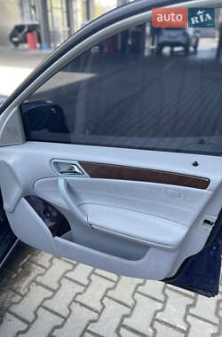 Седан Mercedes-Benz C-Class 2002 в 