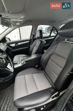 Седан Mercedes-Benz C-Class 2011 в 