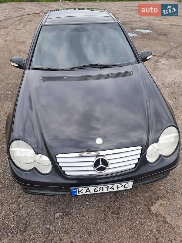 Купе Mercedes-Benz C-Class 2002 в Киеве