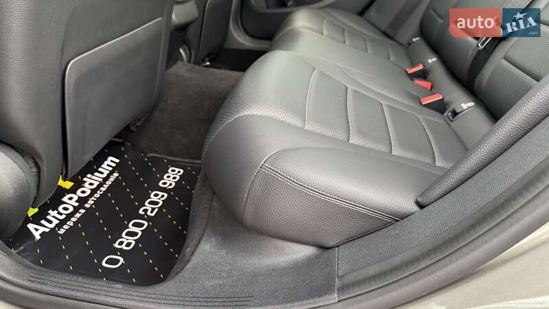 Седан Mercedes-Benz C-Class 2020 в Києві
