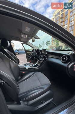 Седан Mercedes-Benz C-Class 2017 в 