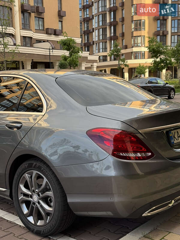 Седан Mercedes-Benz C-Class 2017 в Києві