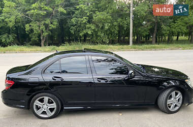 Седан Mercedes-Benz C-Class 2011 в 