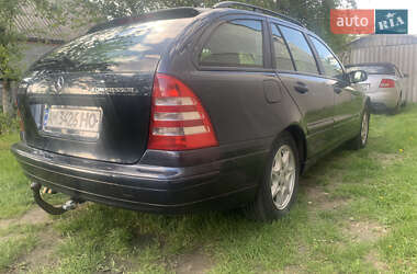 Универсал Mercedes-Benz C-Class 2004 в 