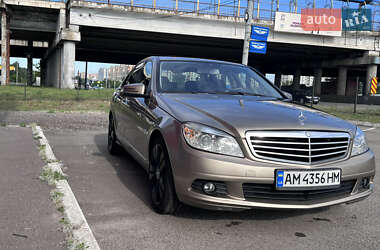 Седан Mercedes-Benz C-Class 2010 в 