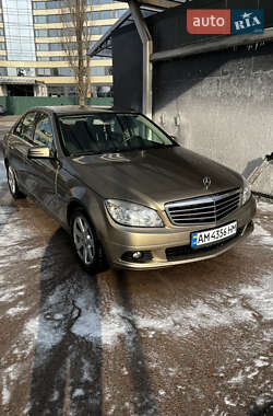 Седан Mercedes-Benz C-Class 2010 в 