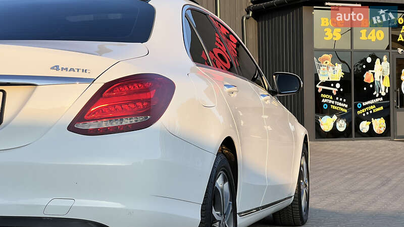 Седан Mercedes-Benz C-Class 2018 в Киеве