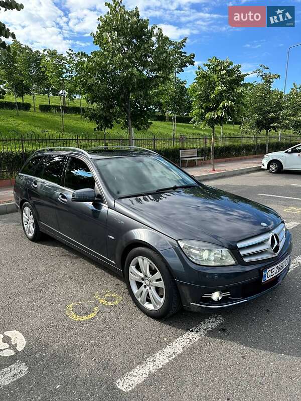 Универсал Mercedes-Benz C-Class 2010 в Черновцах фото 2 Универсал Mercedes-Benz C-Class 2010 в Черновцах