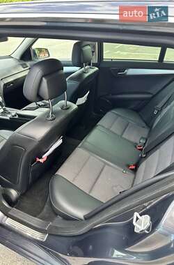 Универсал Mercedes-Benz C-Class 2010 в 